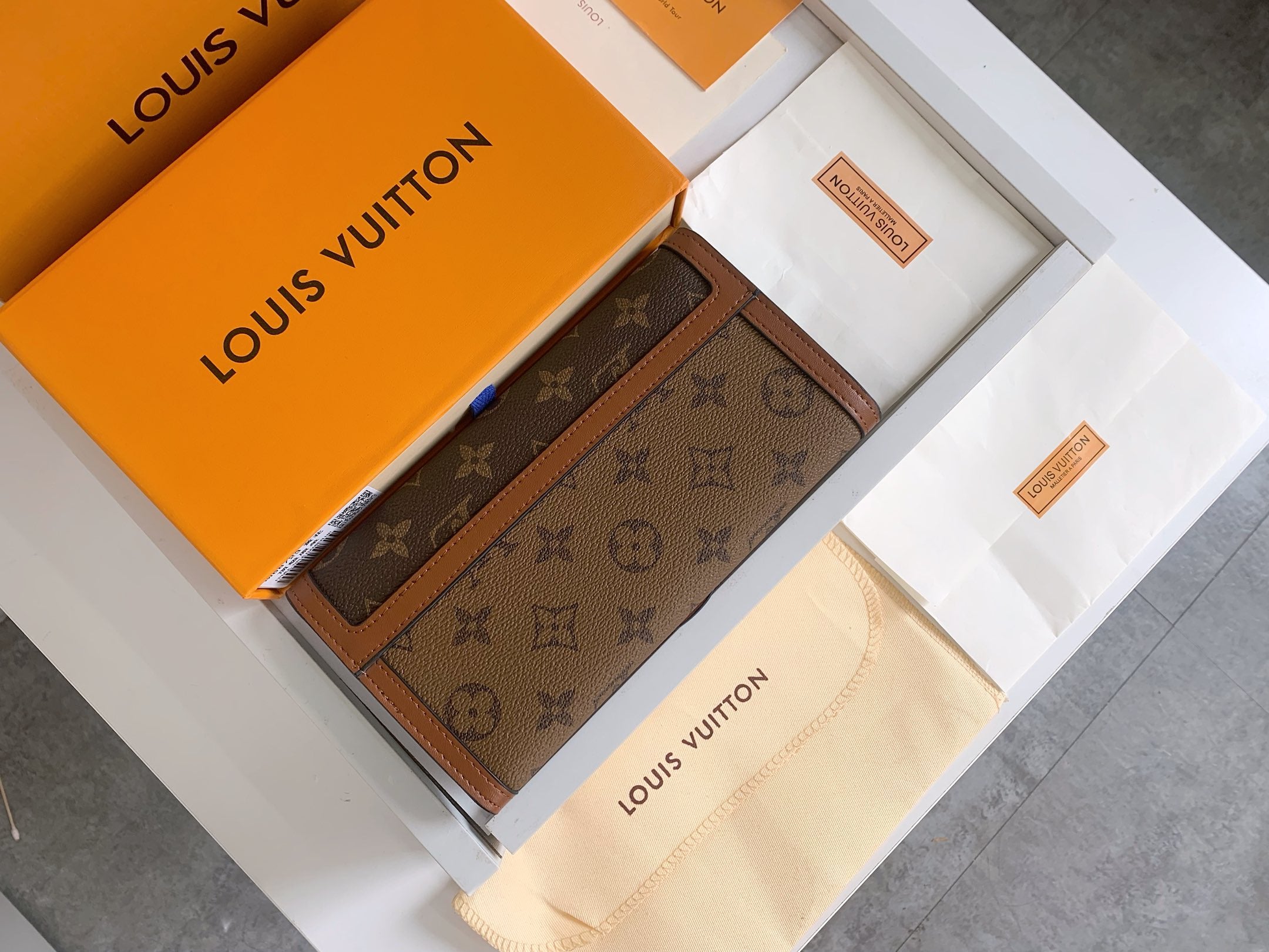 155NE33B Popular   leather wallets