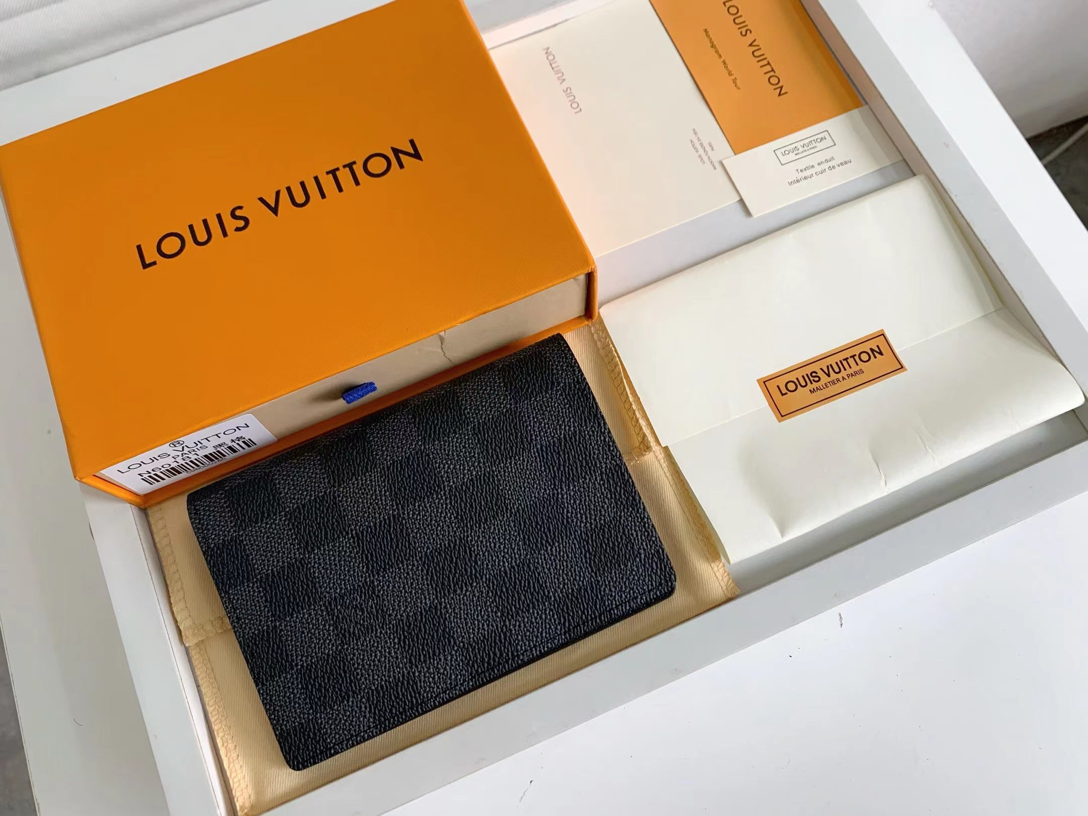 AE300B Popular  leather wallets