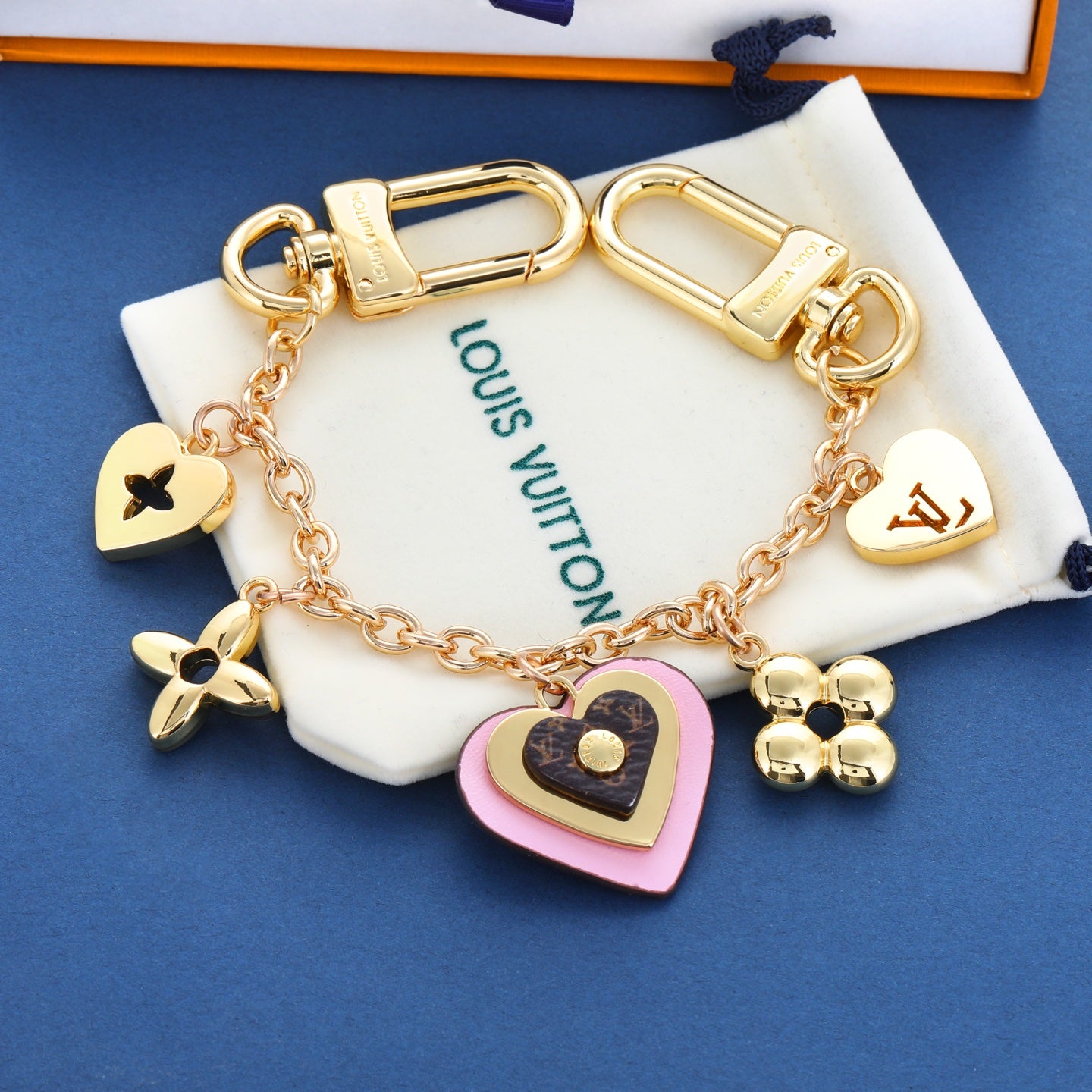 35ZE16A Popular bag 's charms accessories