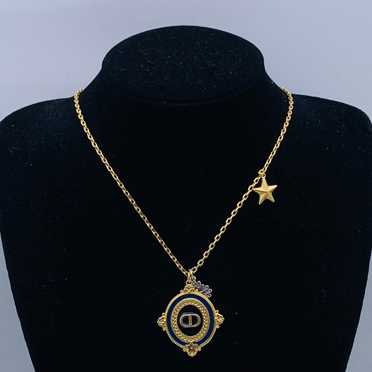 55QD285X Popular  Necklaces