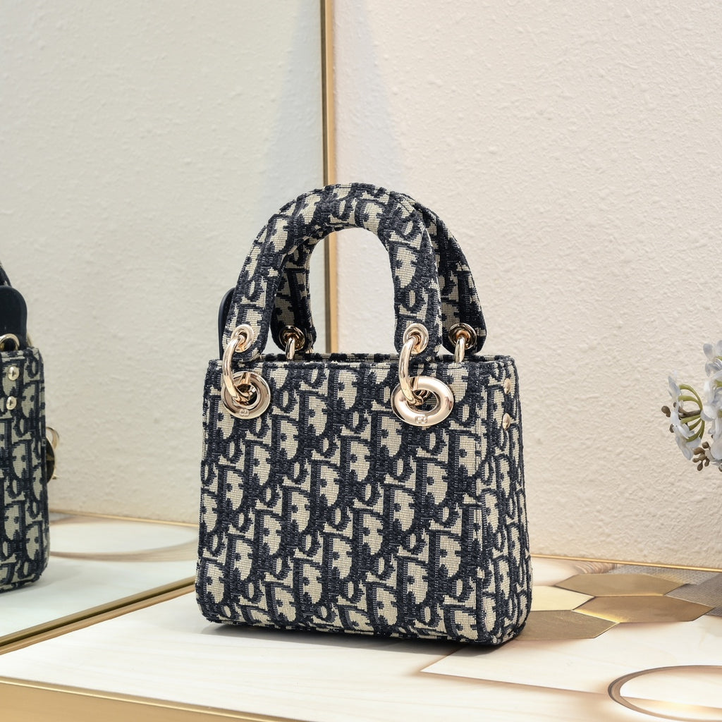 1XD439B Popular   embroidery bag