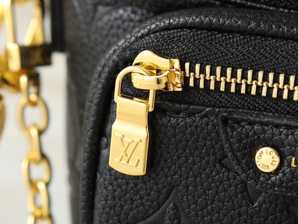 146PE71B Popular leather bag