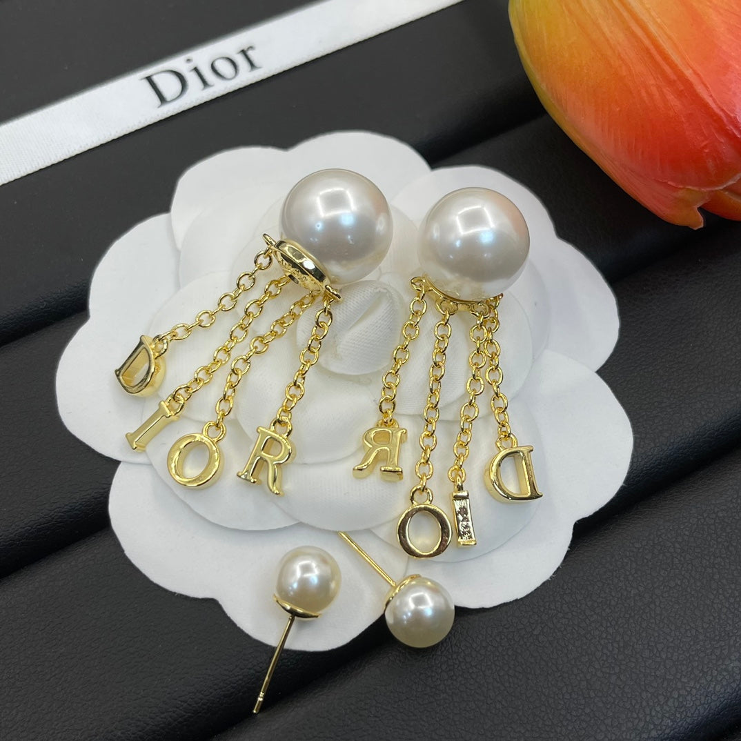 14D675E Popular Earrings