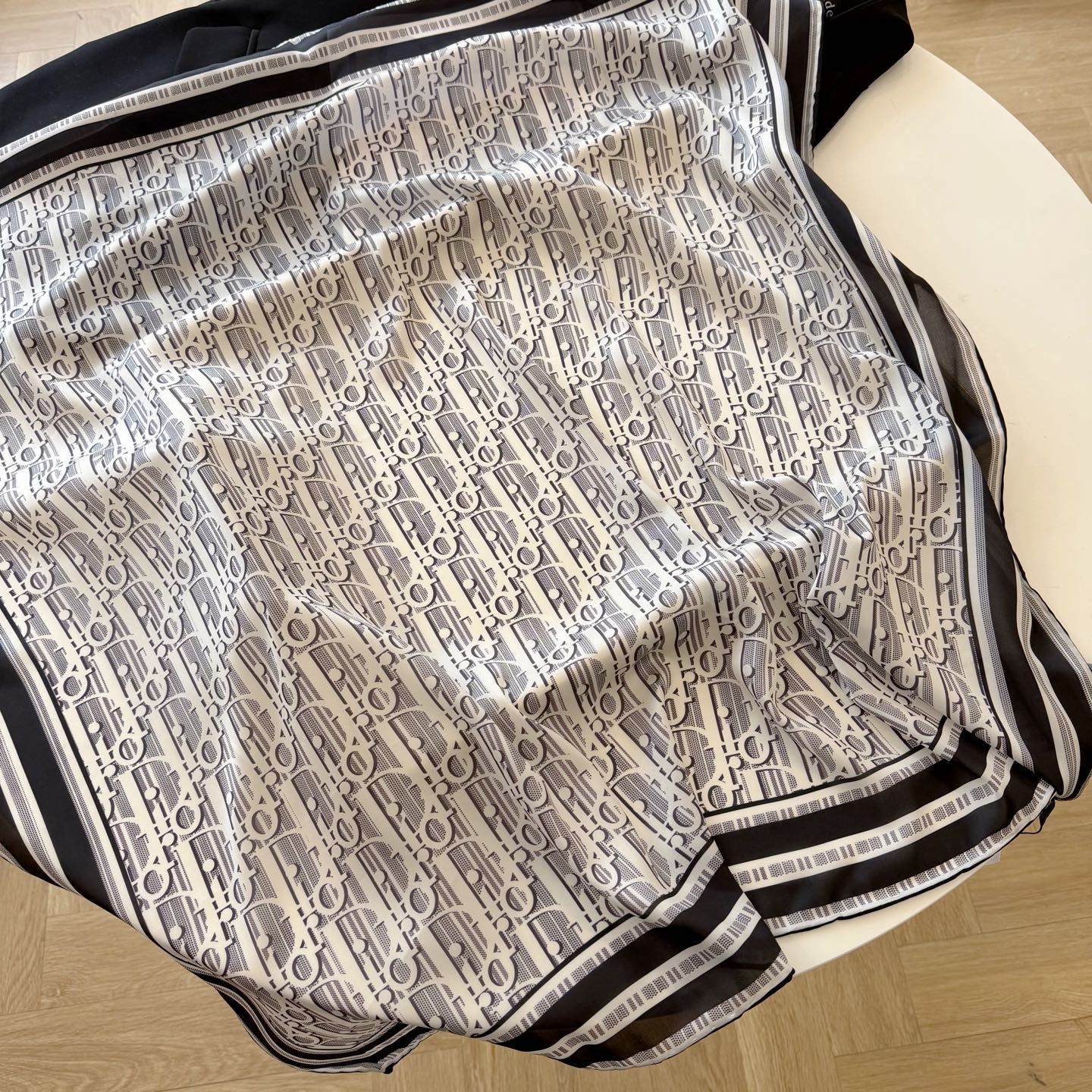 146ND11W Popular Silk Scarve