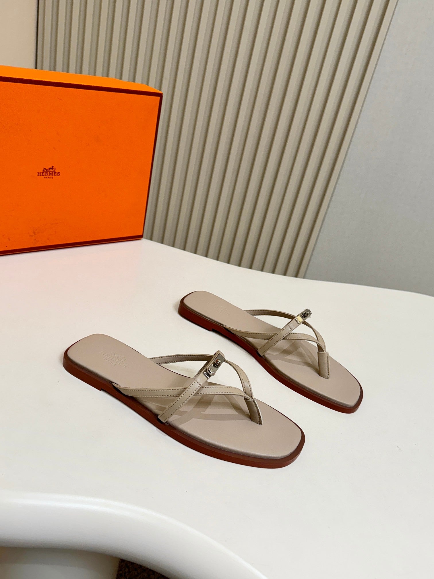 Z2X66H6 Popular high-quality leather Shoes