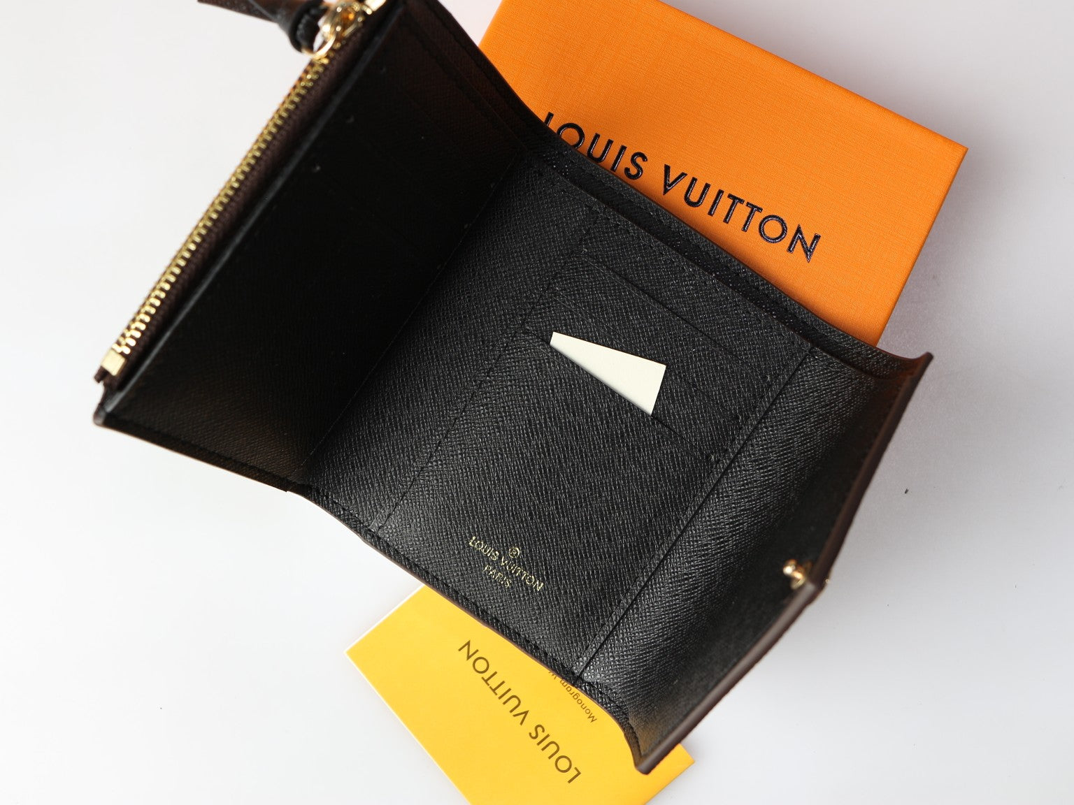 15RE124B Popular leather Wallets