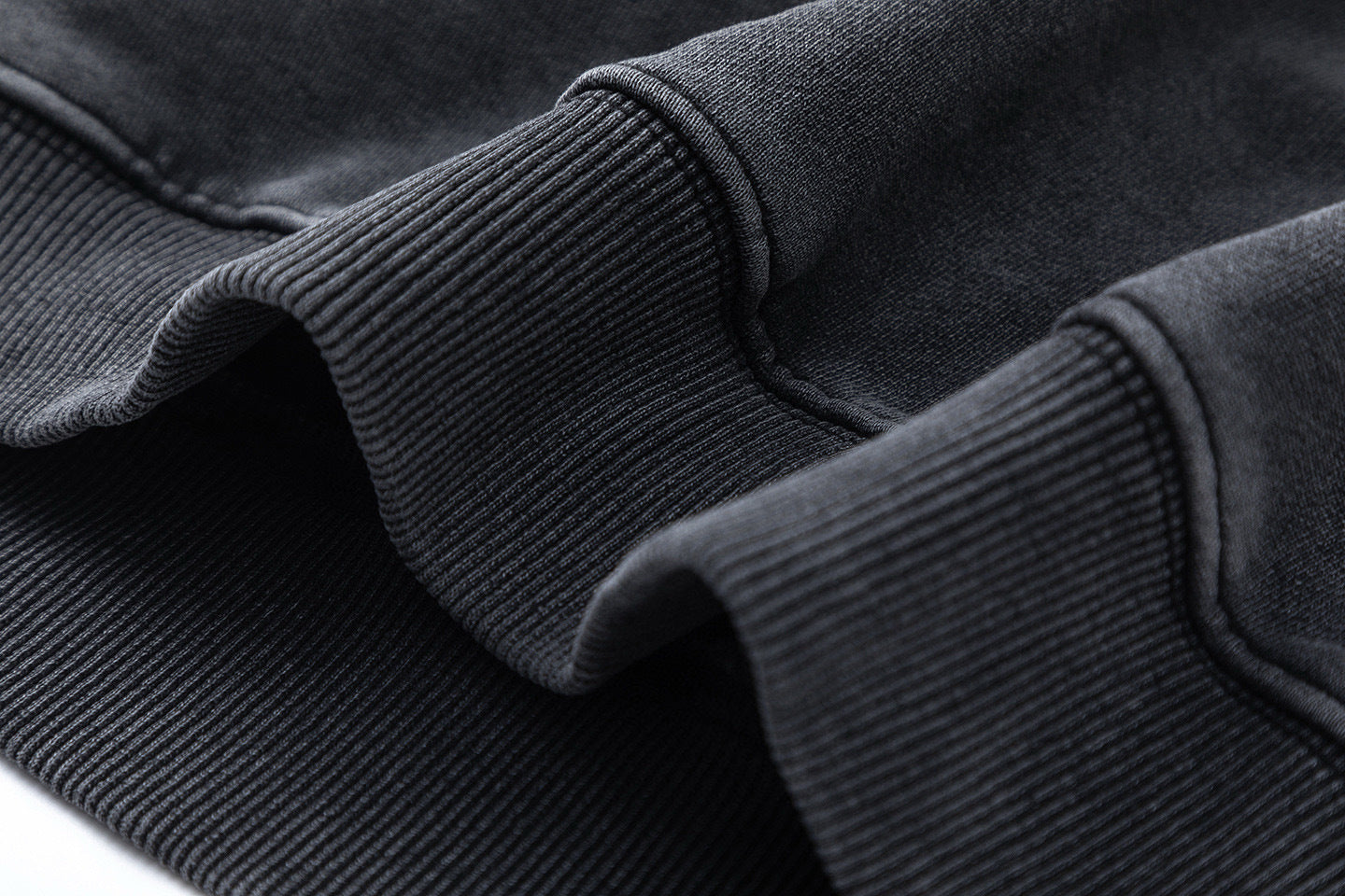 105ZB371U Popular Sweaters