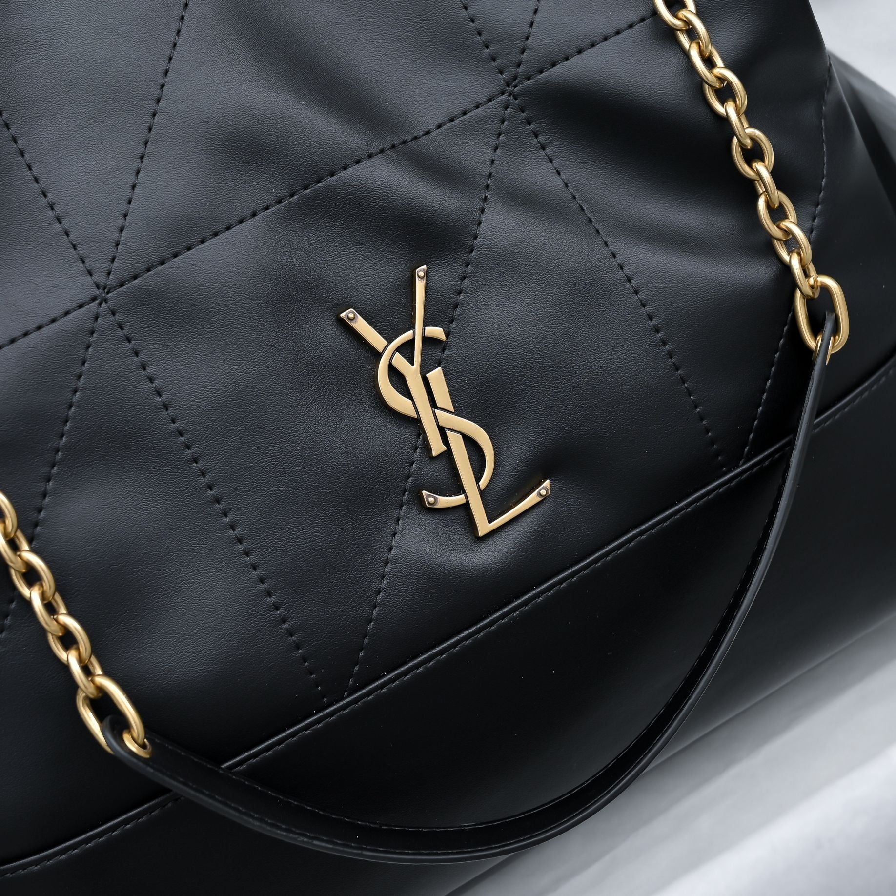 15RSL38B  Popular   leather bag