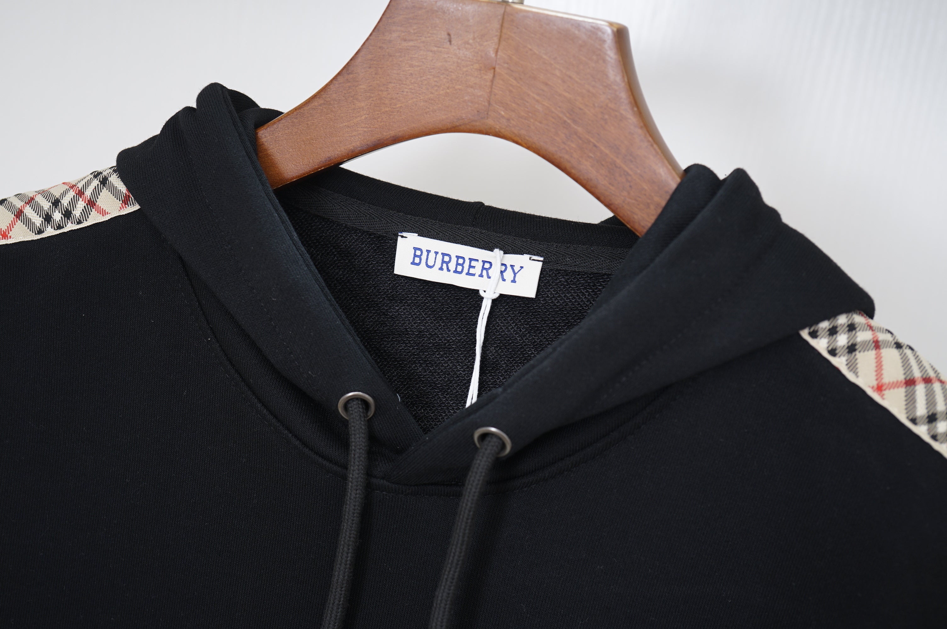 105ZR376U Popular Sweaters