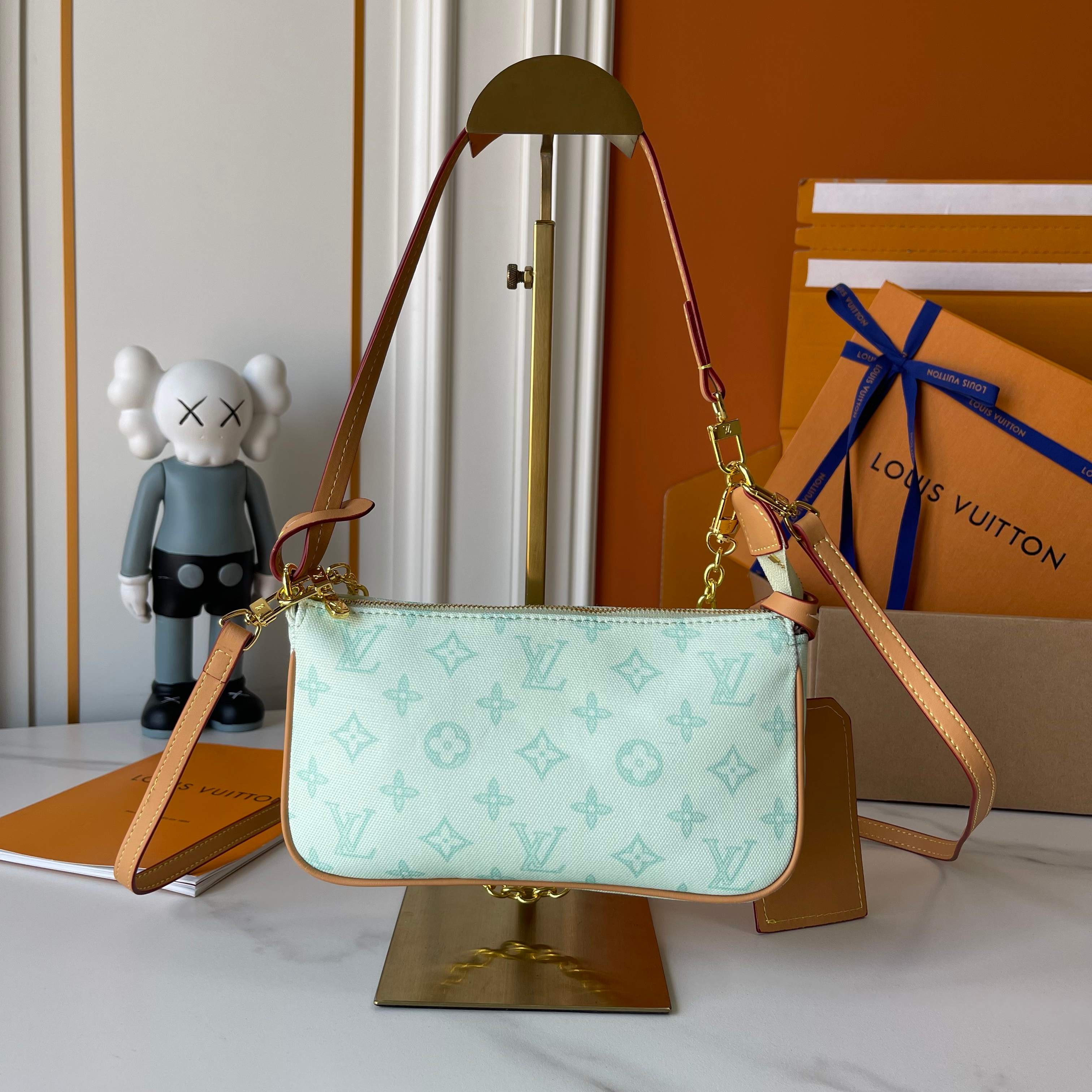 136NE1B Popular Canvas Purse bag