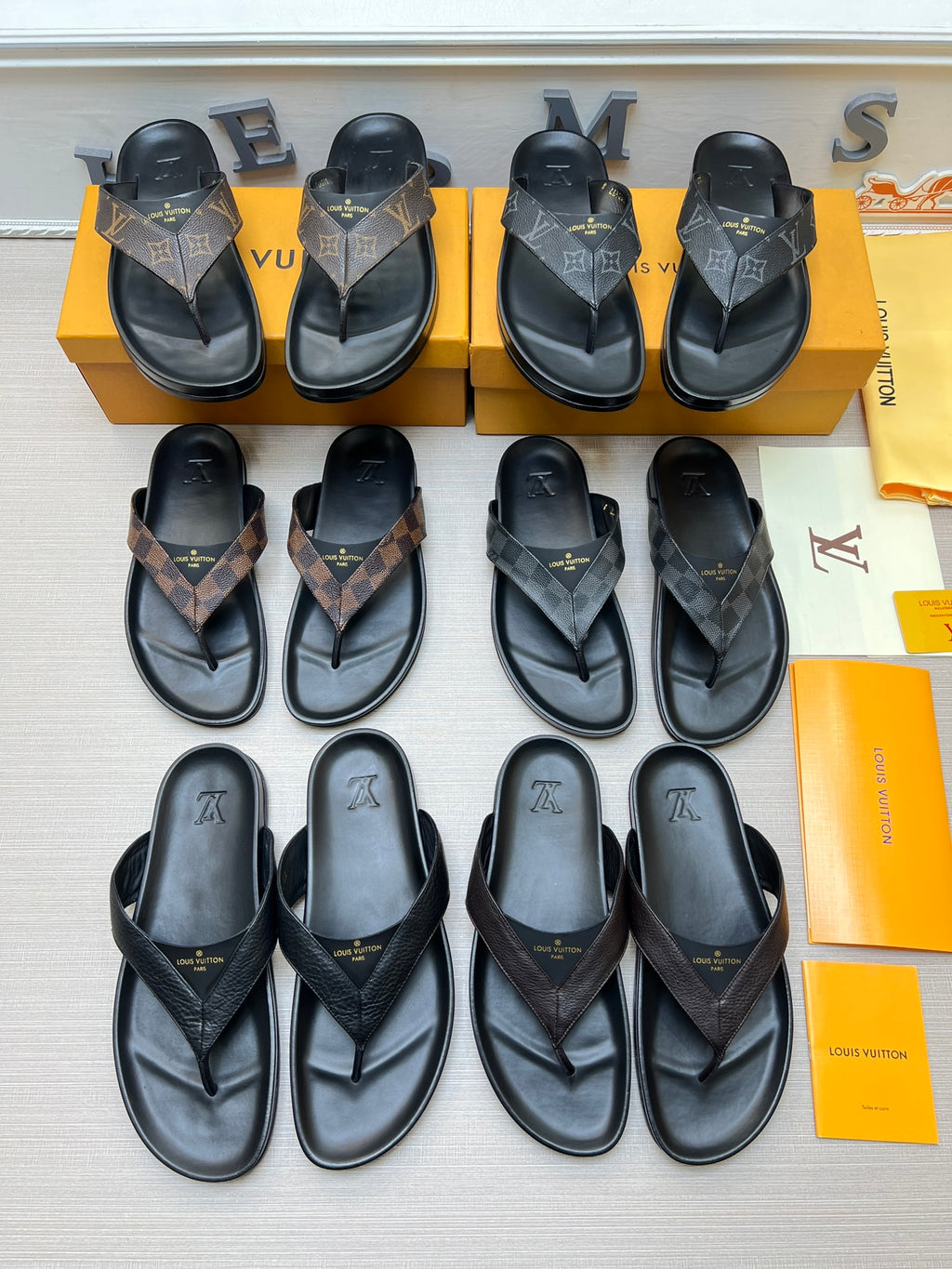 54E85Z Popular slippers