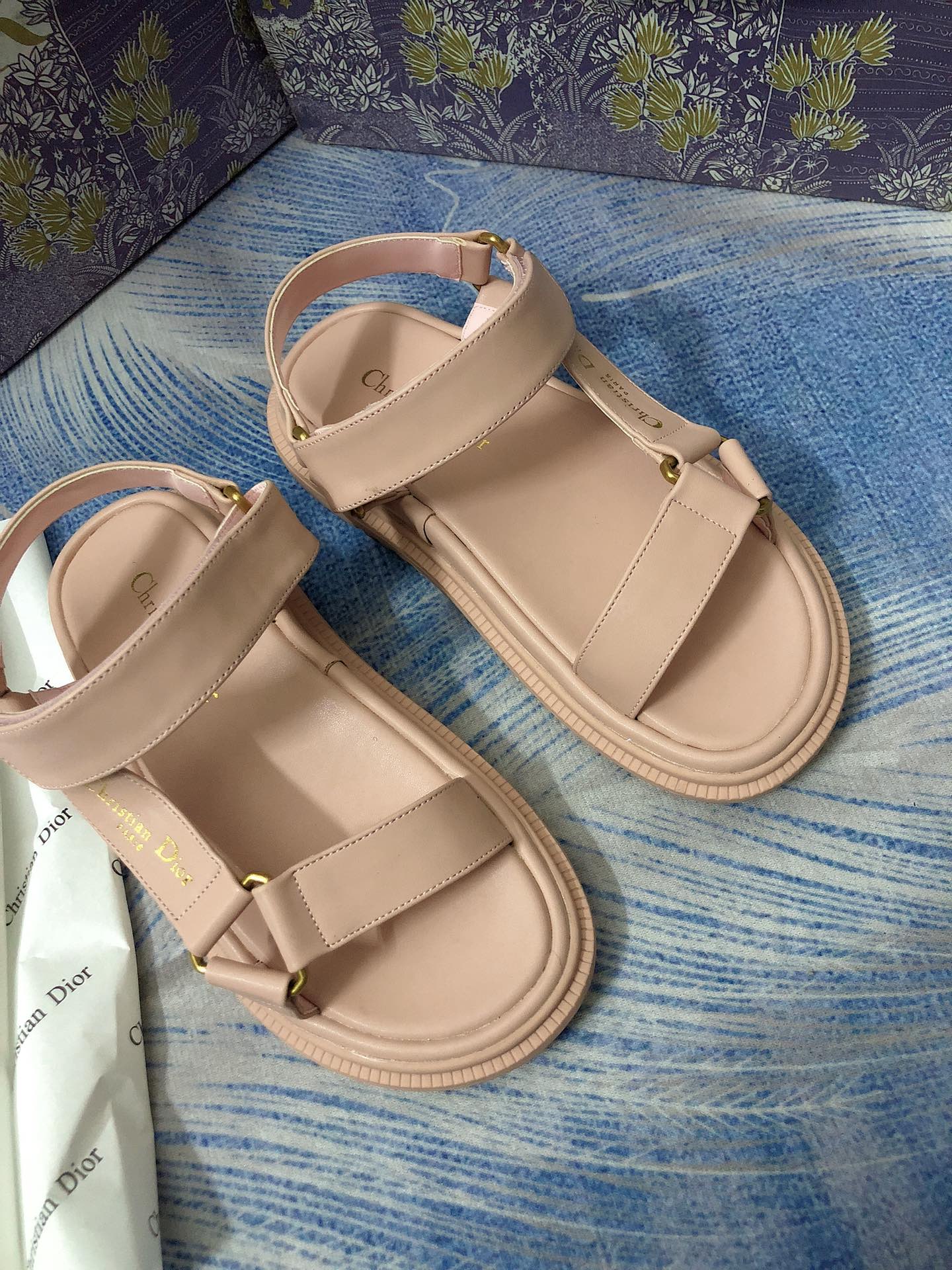 14D8Z Popular sandals