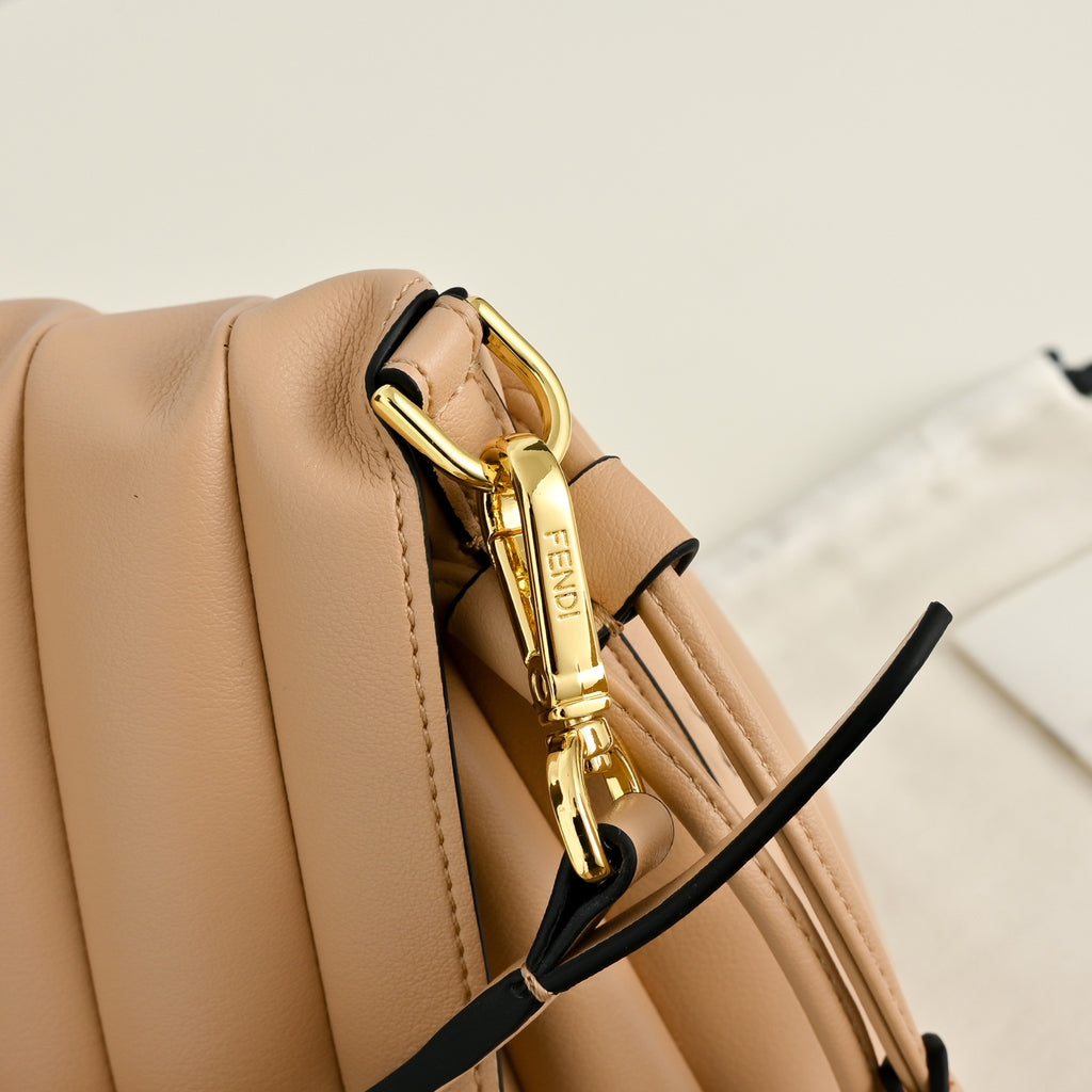 136PF106B Popular leather bag