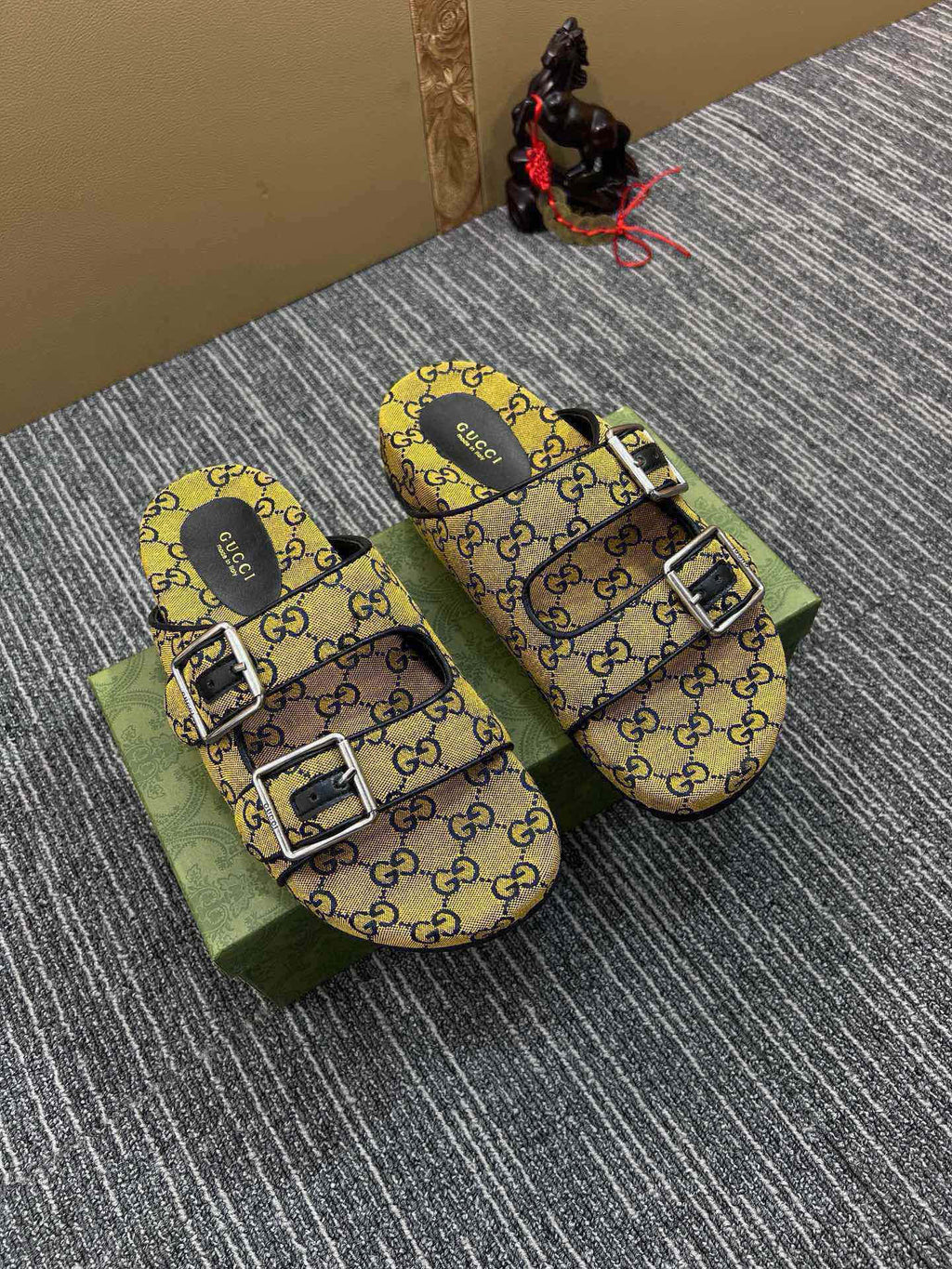 5QB17Z Popular shoes