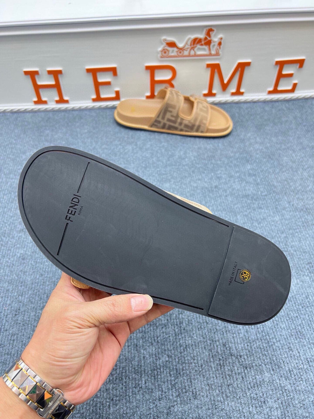 54F38Z Popular slippers