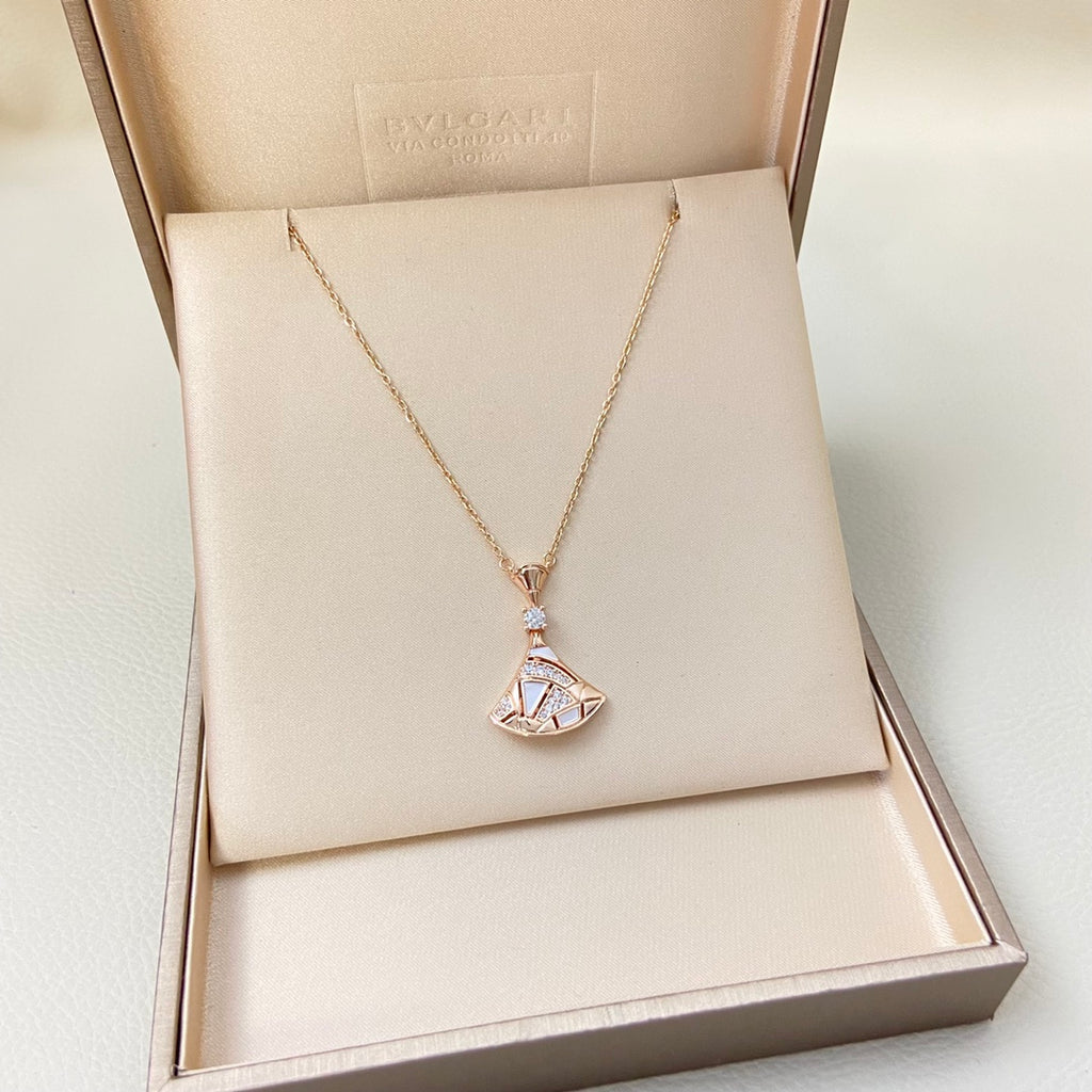 55QS406X Popular Necklaces