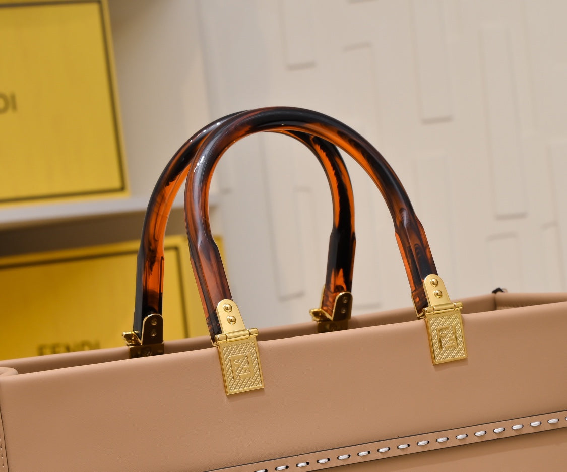 136PF104B Popular leather bag