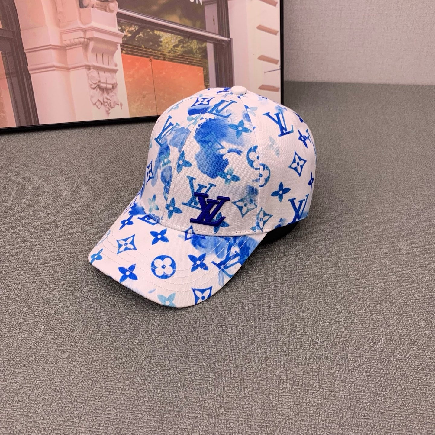 145ZE562M Popular  hats