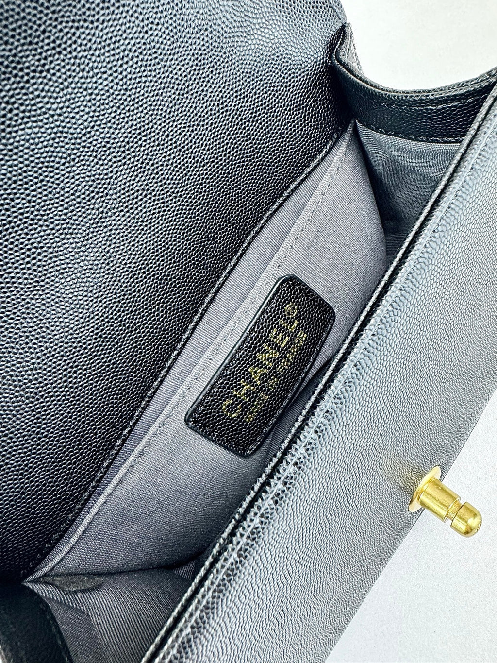 136PC17B Popular Caviar leather bag
