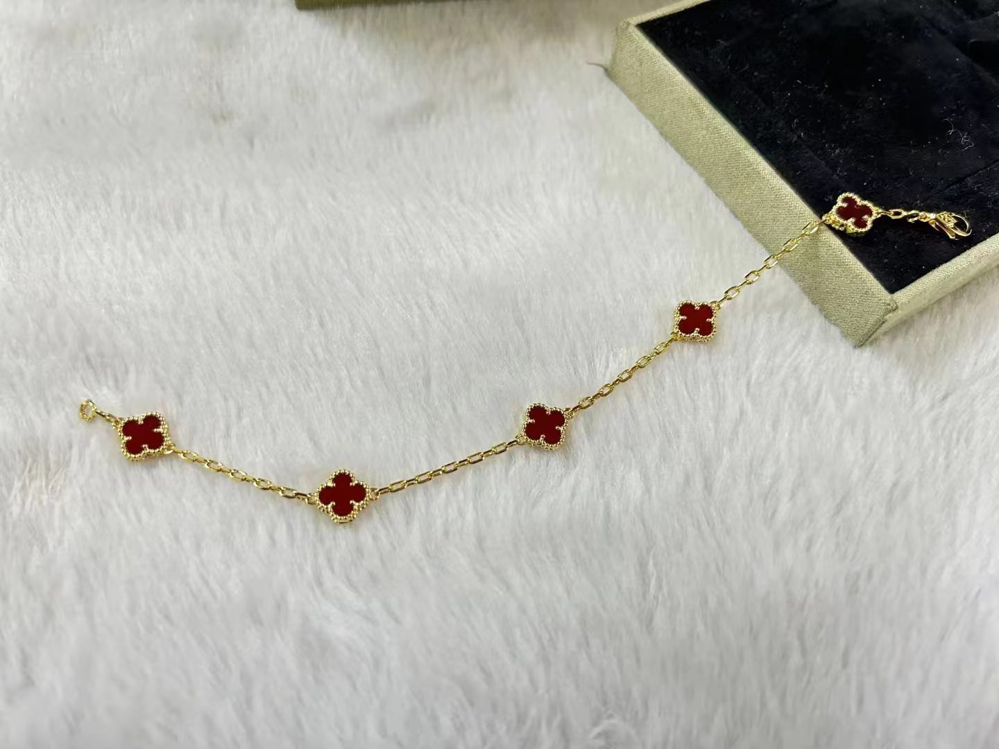 5XVA183K  Popular bracelets 6 flowers mini size 0.9cm flower