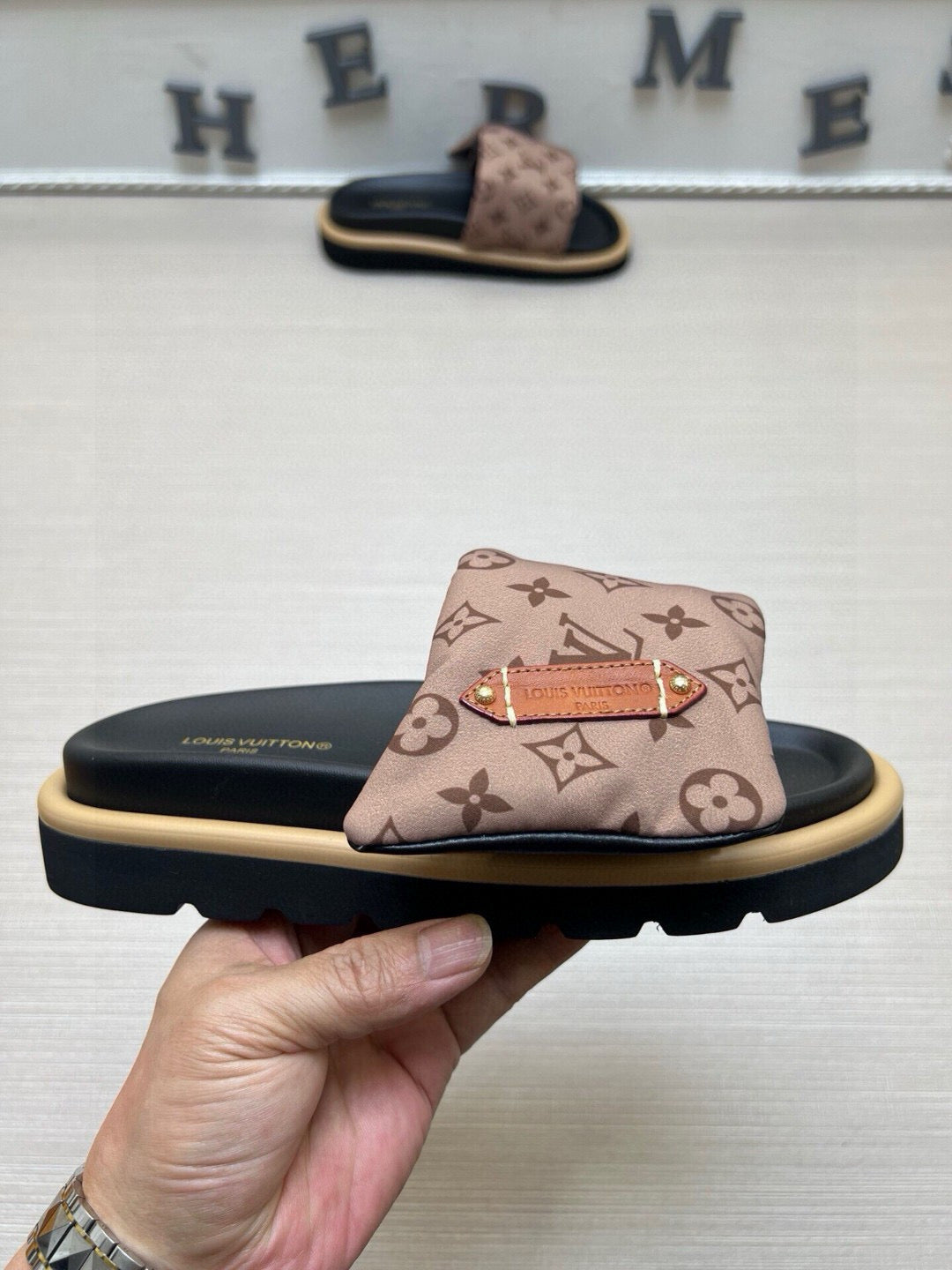 5QE9Z Popular Slippers