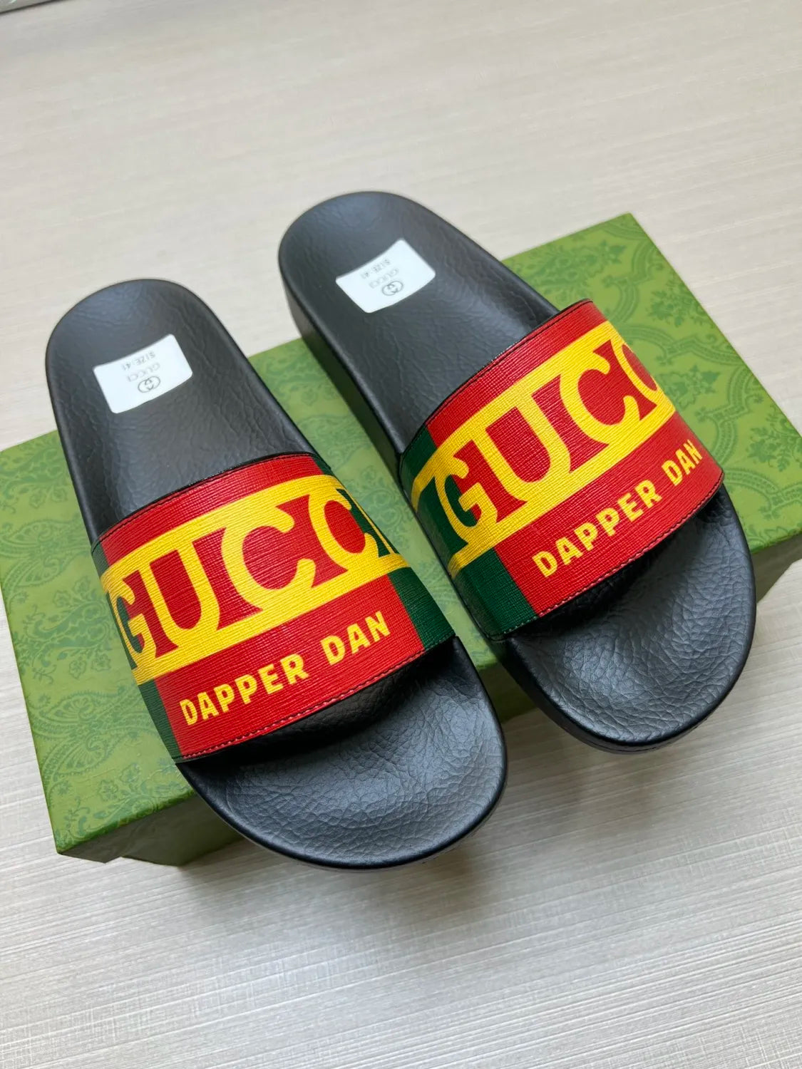 5WB239Z Popular Slippers