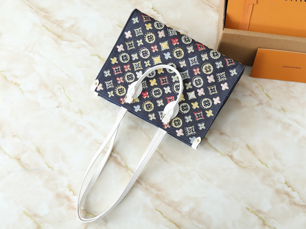 15RE22B Popular  genuine leather embroidered bag
