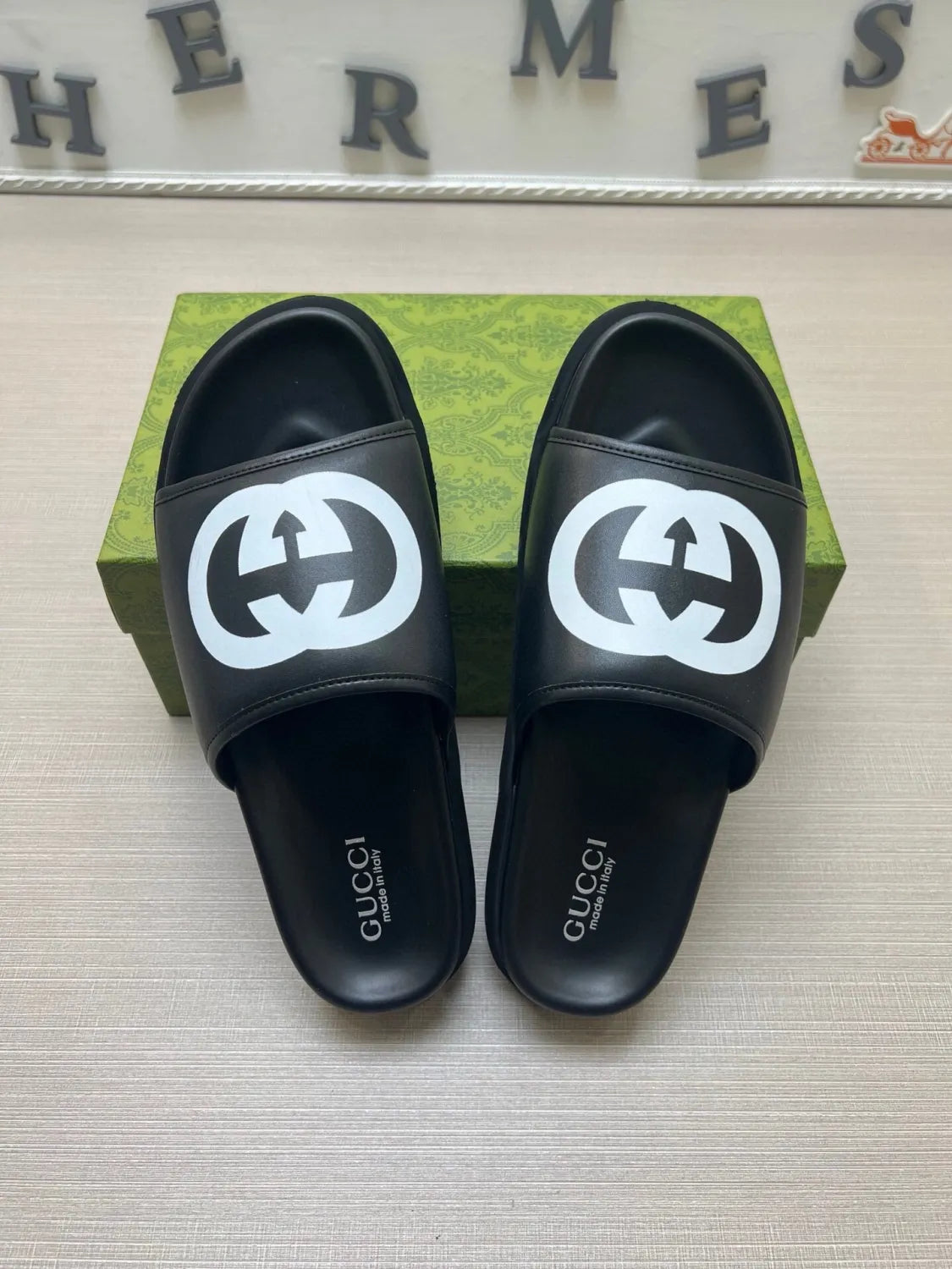 5WB241Z Popular Slippers