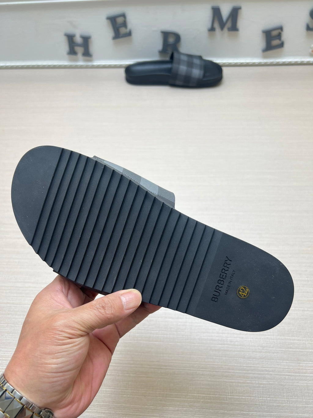 54R119Z Popular slippers