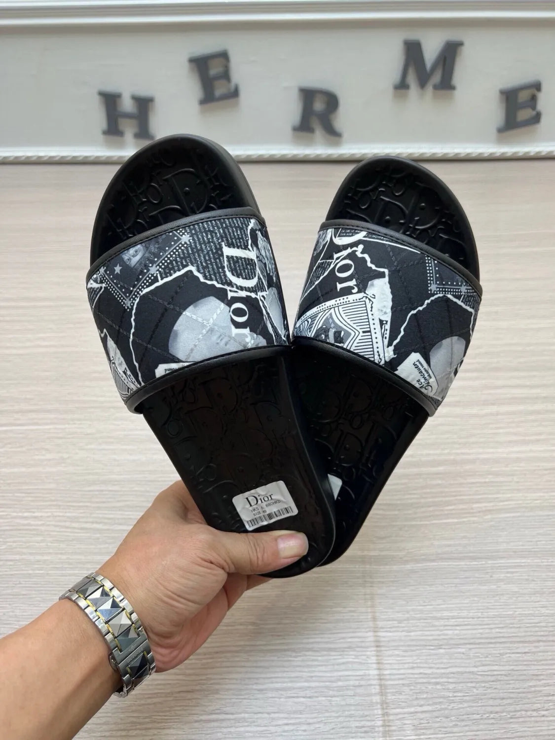 5LD214Z Popular Slippers