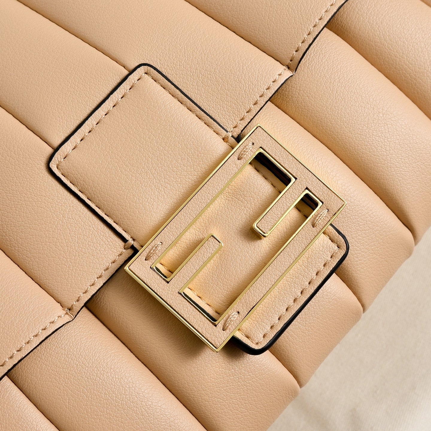 136PF106B Popular leather bag