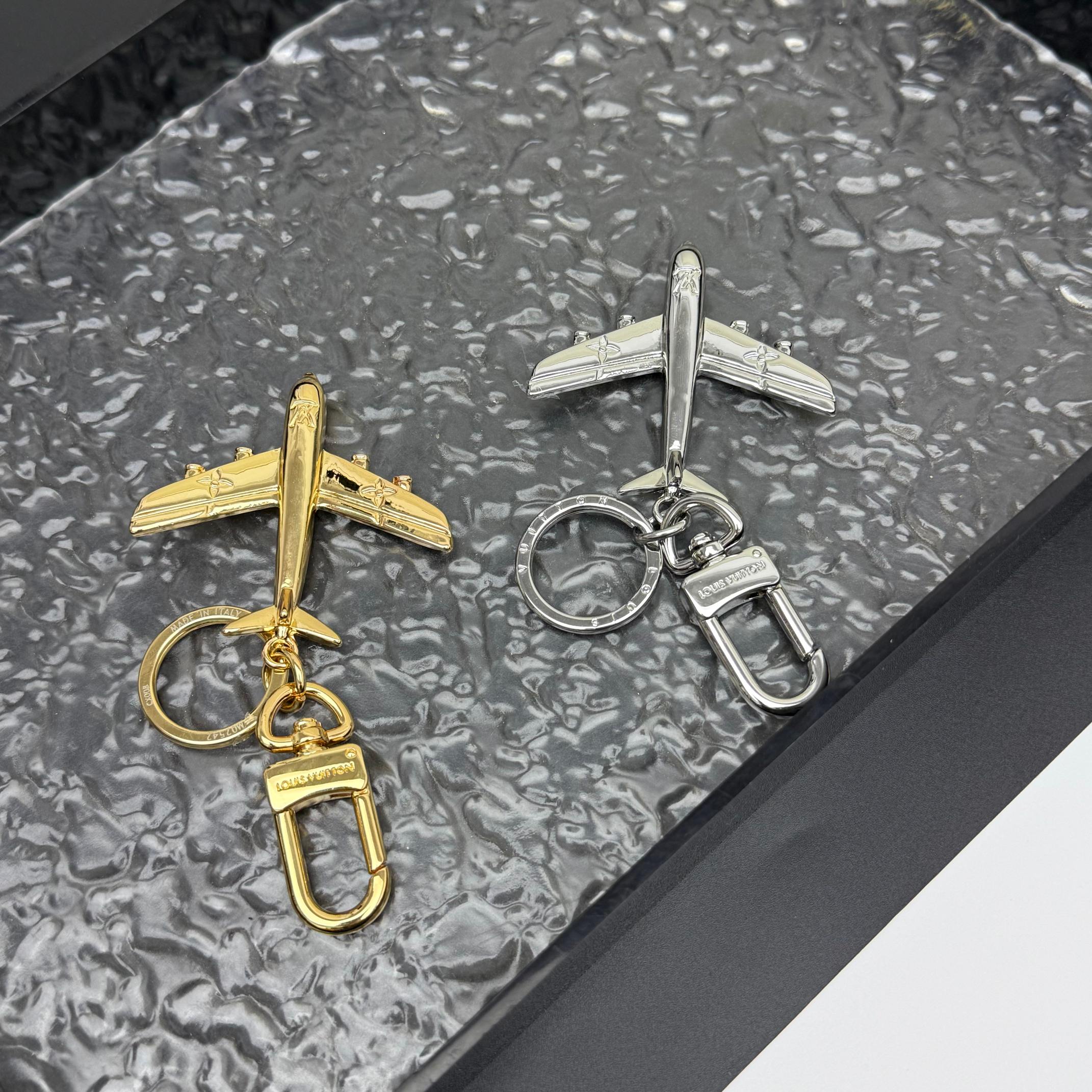 35ZE41A Popular bag 's charms accessories