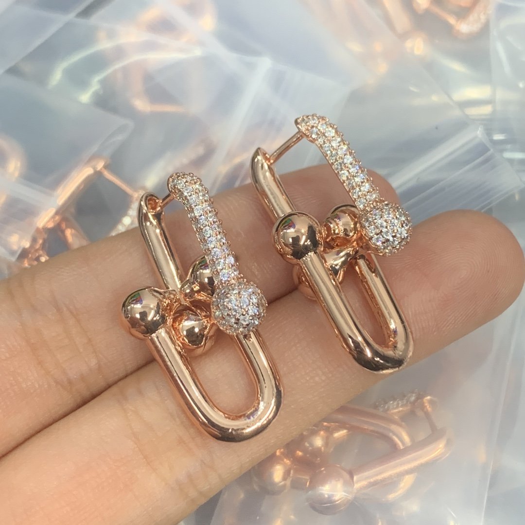 8XT31X  Popular    Earring Bracelets Necklaces