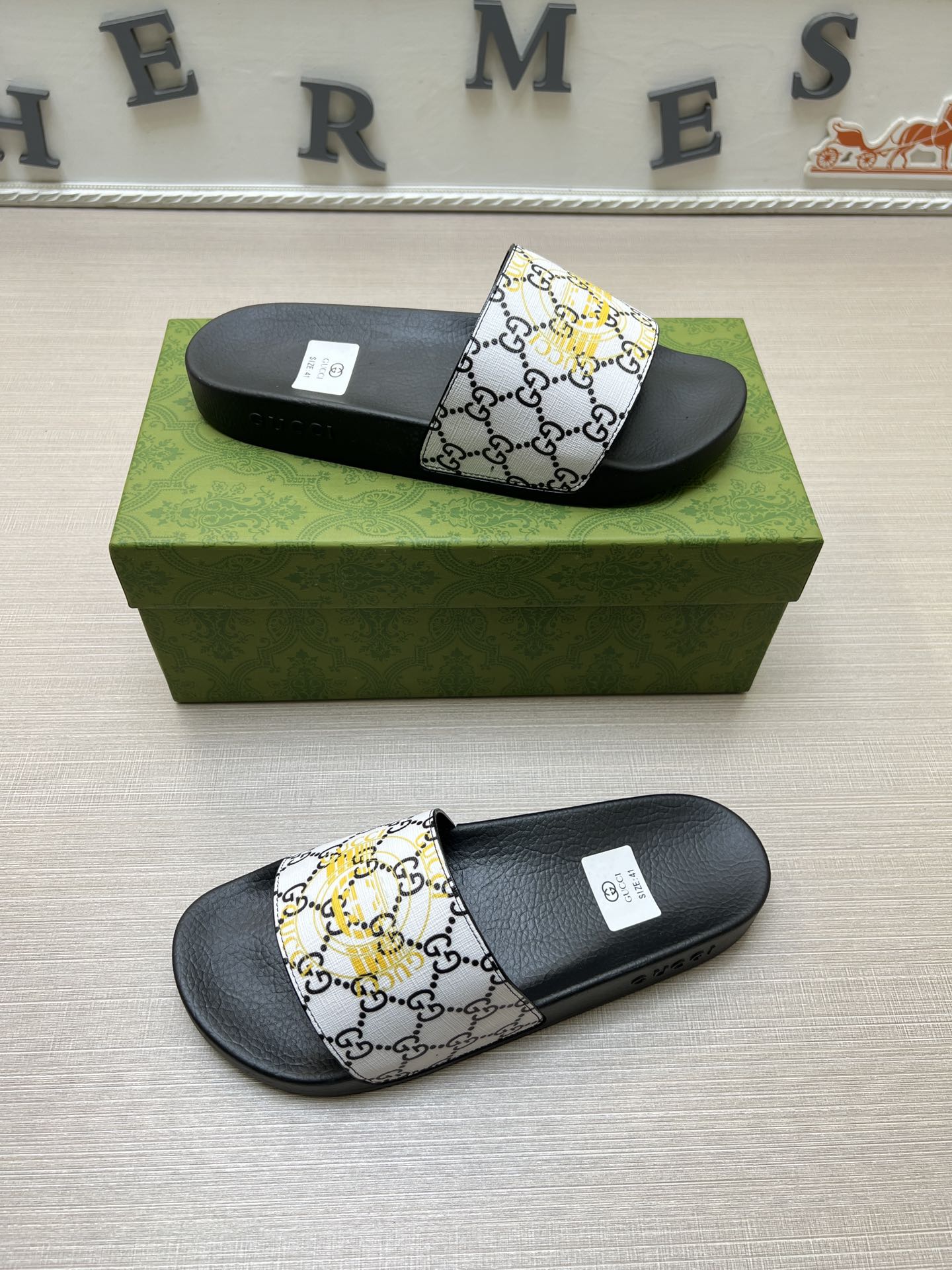 5LB234Z Popular Slippers