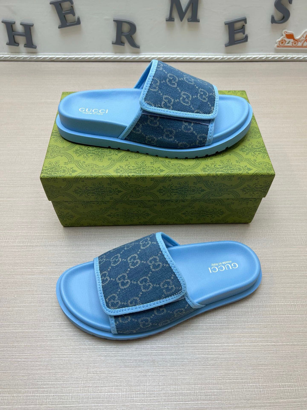5LB231Z Popular Slippers