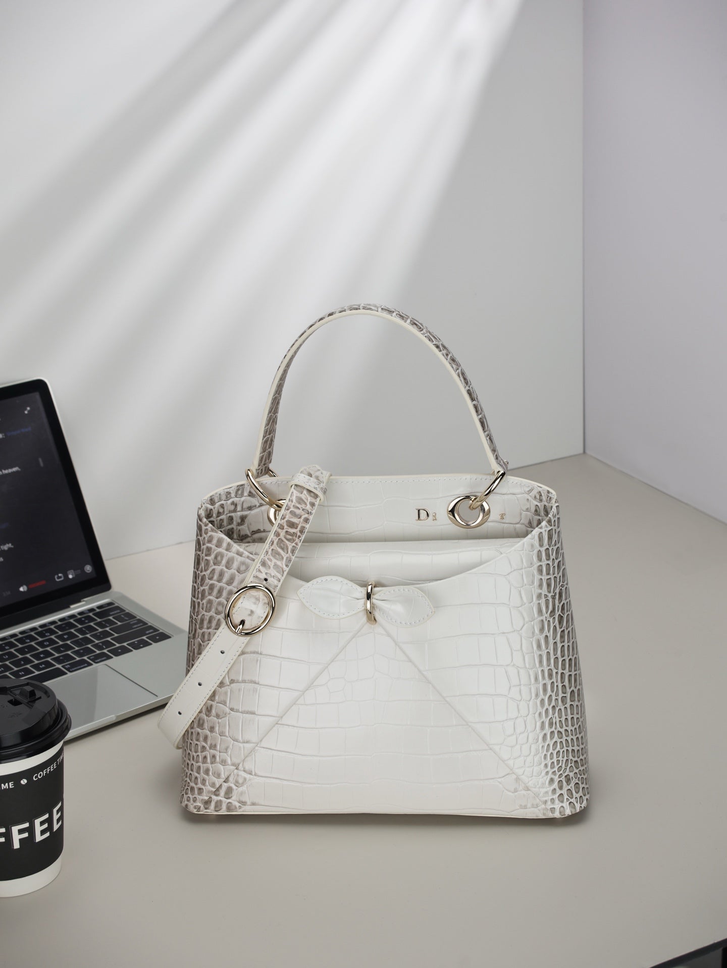 136PD90B Popular leather bag