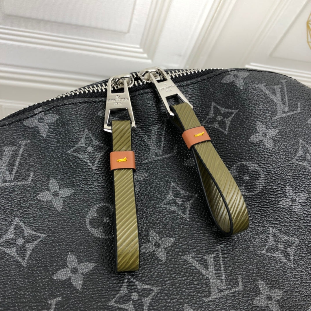 2XE354B Popular    leather backpacks