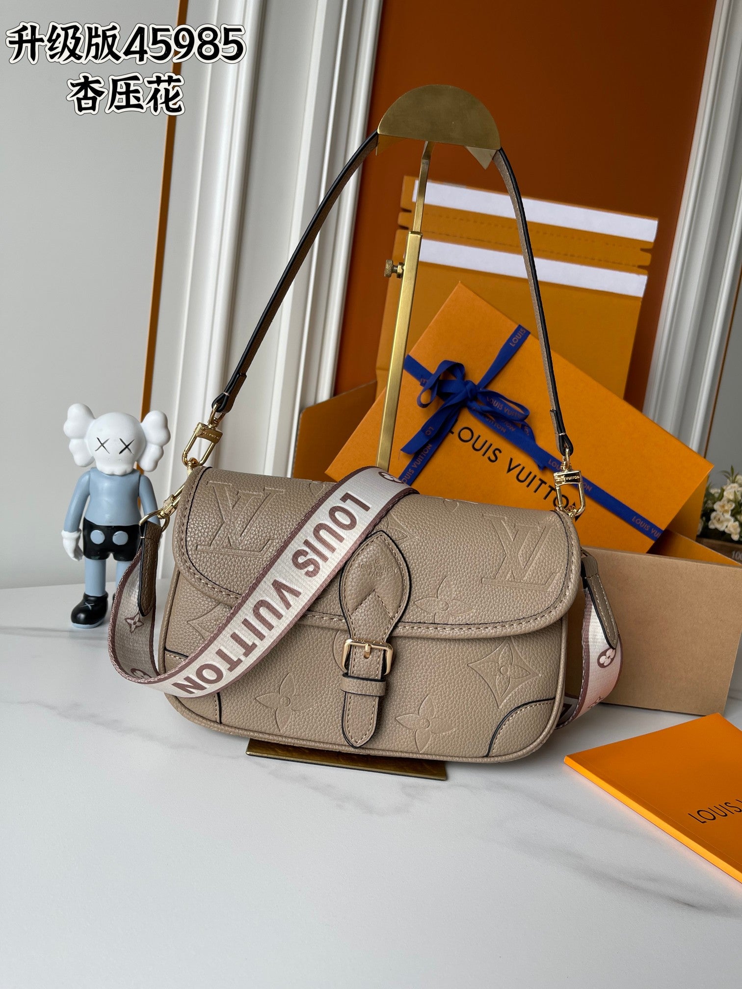 136PE38B Popular leather bag