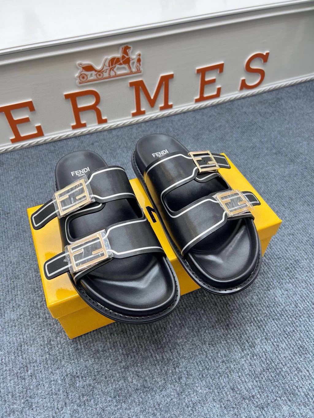 54F38Z Popular slippers