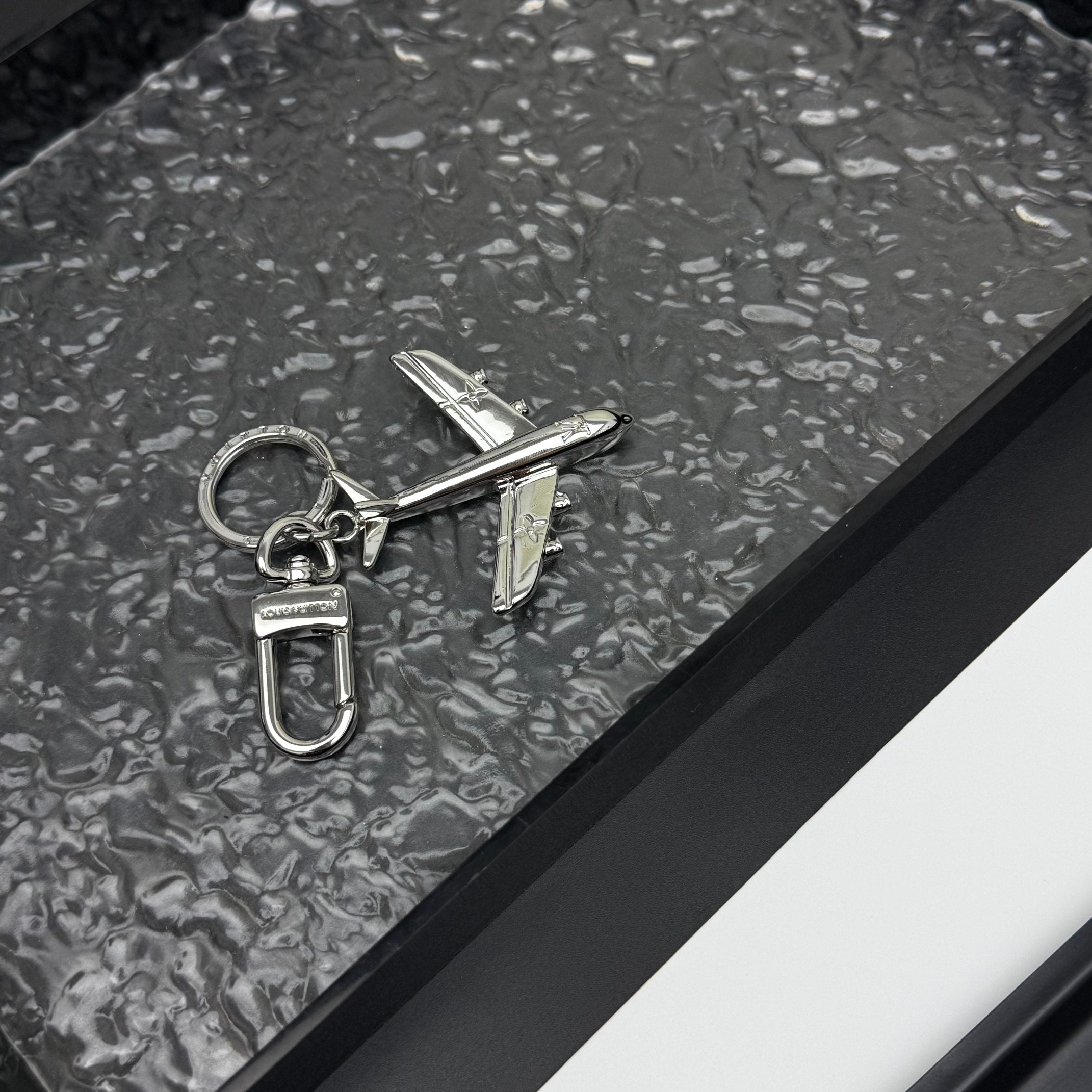 35ZE41A Popular bag 's charms accessories