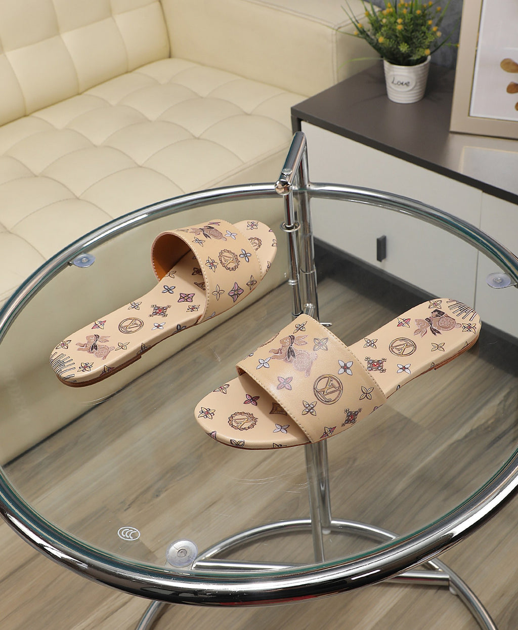 255QE35Z Popular leather shoes