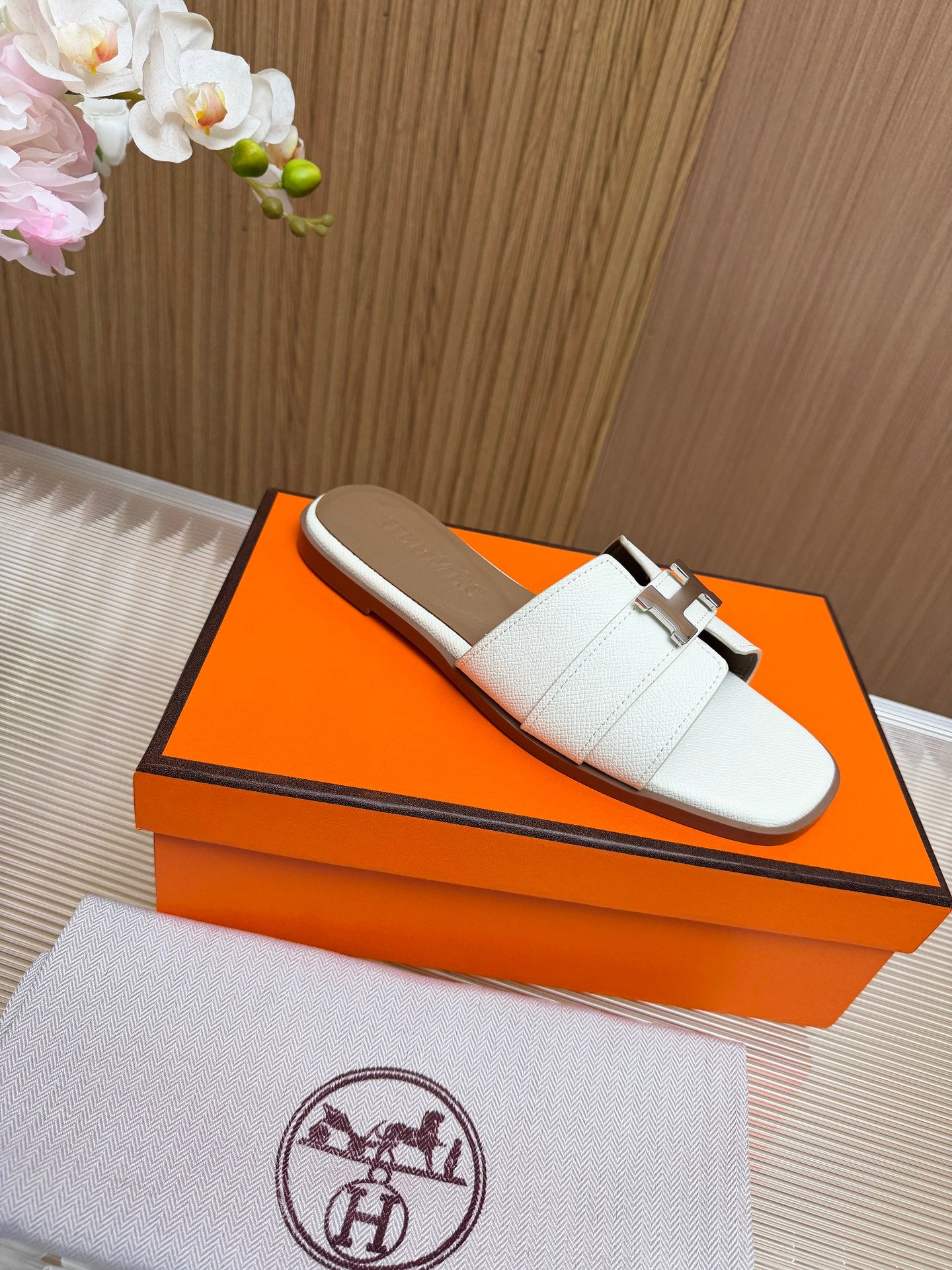 Z2X66H4 Popular high-quality leather Shoes