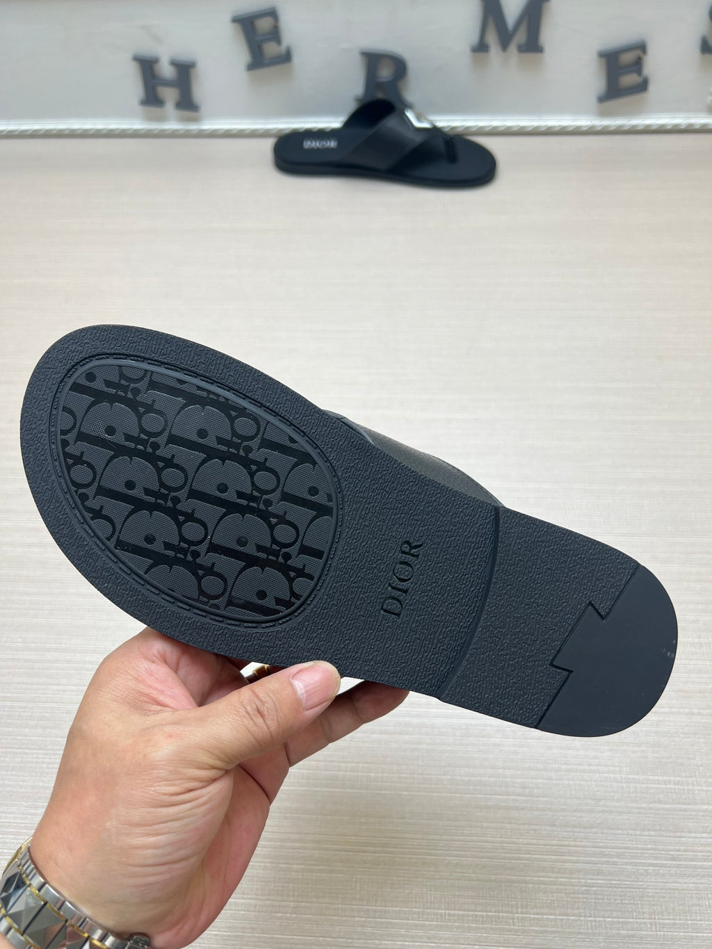 54D77Z Popular  slippers