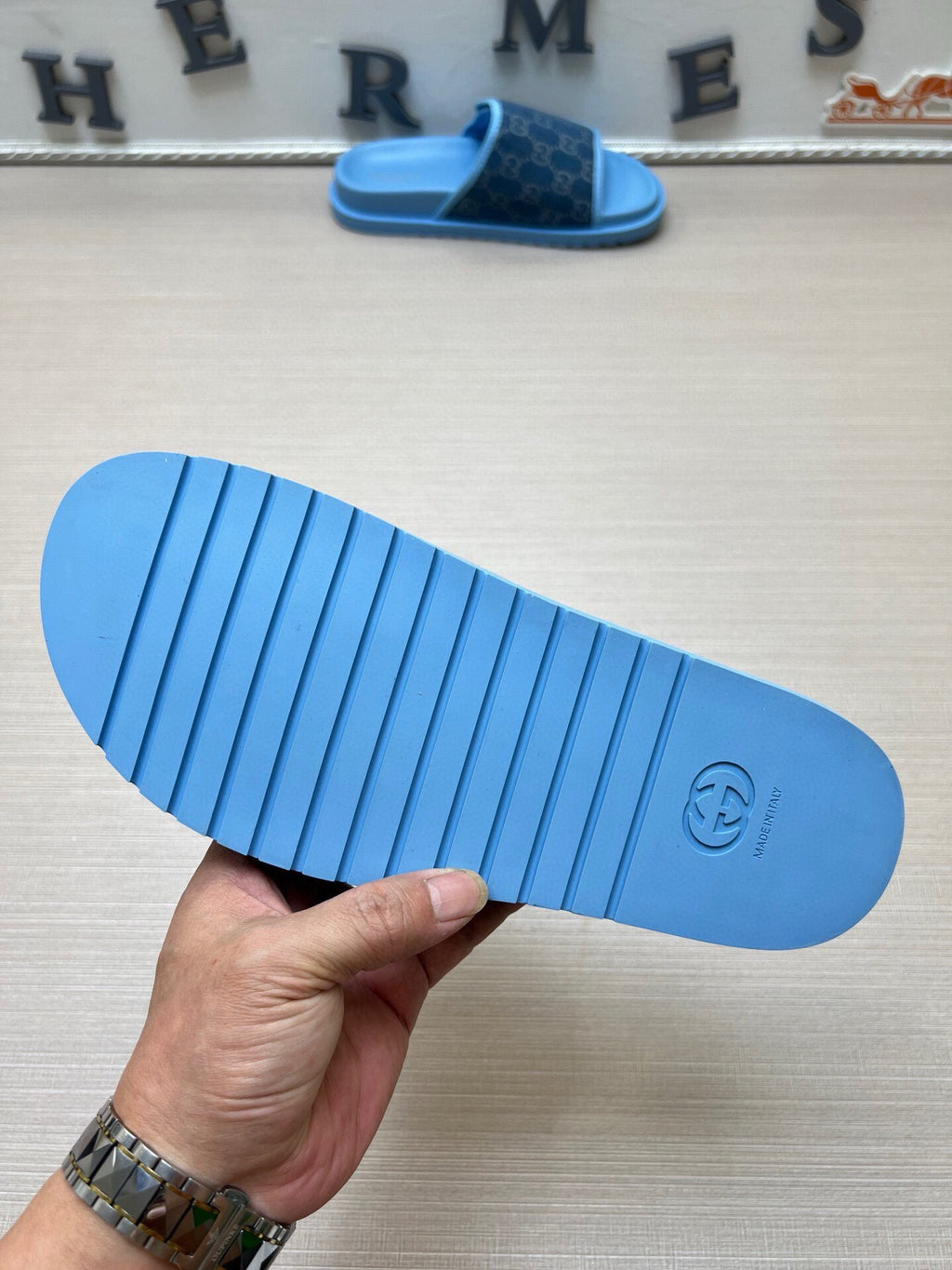 5LB231Z Popular Slippers
