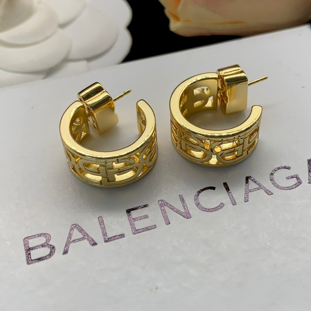 14J124E Popular  Earrings