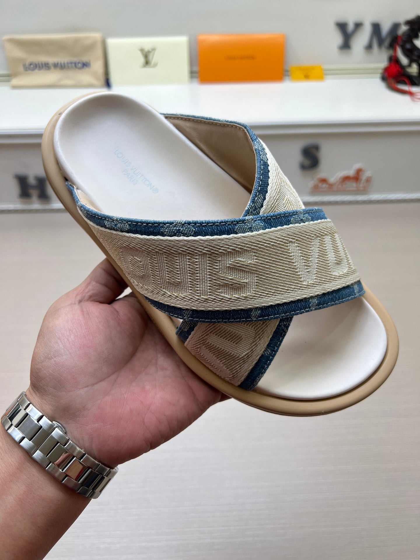 535ZE274Z Popular Slippers