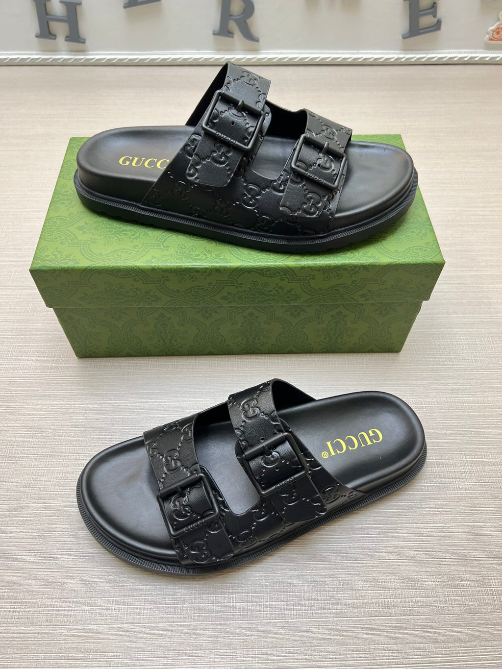 54B91Z Popular slippers