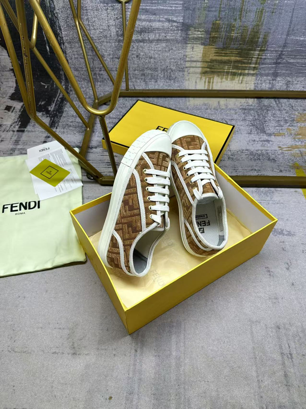 2105QF186Z Popular high-quality  shoes