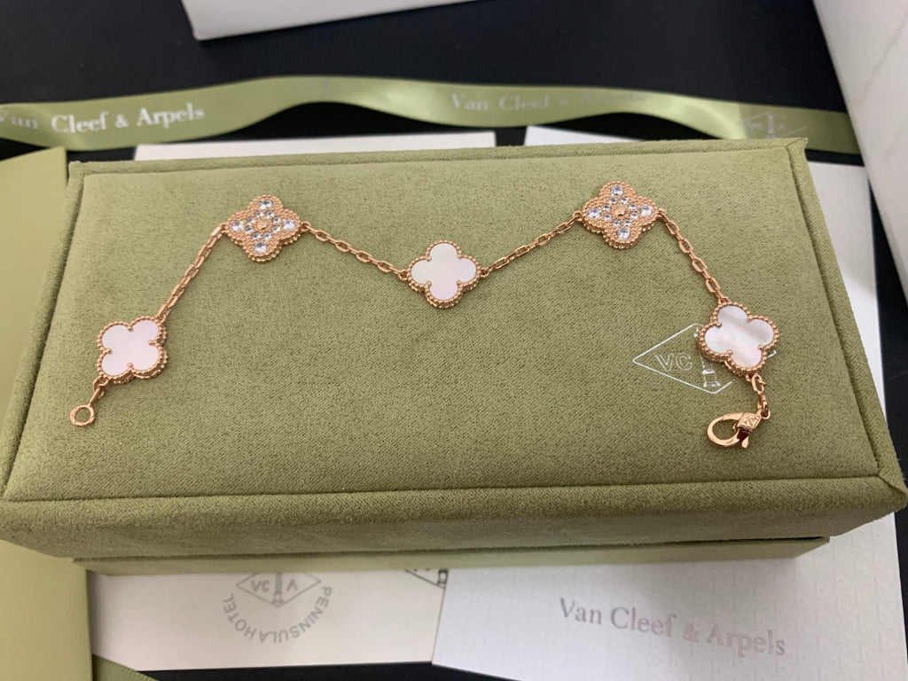 5XVA179K  Popular bracelets 5 flowers normal size1.5cm flower