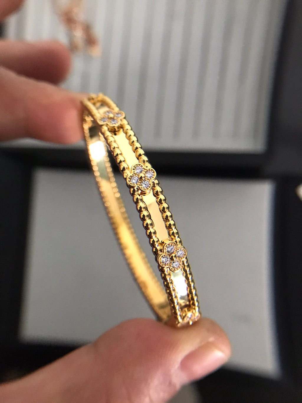 55QVC81K  Popular Bracelets
